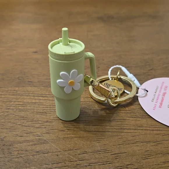 The Darling Effect Tumbler Key Chains Set of 3 - Picture 3 of 5